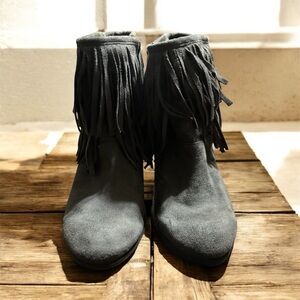 Hot Rated Fringe Ankle Boots - Gray